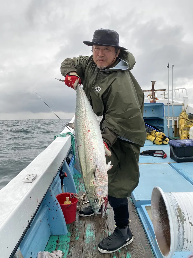 姪浜すばる 青物（ブリ・ハマチ）釣果（福岡・玄界灘の遊漁船）